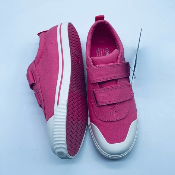 Toms Shoes Toms Doeheny
Bubblegum Pink Canvas Sneakers - Picture 9 of 13